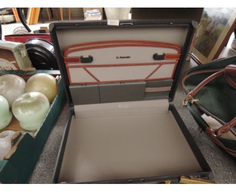 A vintage Samsonite briefcase or satchel bag 