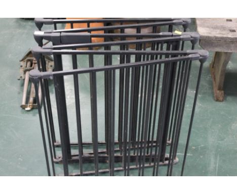 Folding metal gate/barrier