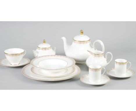 A 62 PIECE MODERN ROYAL DOULTON 'GOLD LACE' PATTERN PART DINNER, TEA AND COFFEE SERVICE (62) 