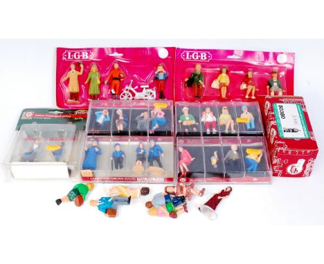 LCB ref 5440, 51420, 52445, 52450 figures (G-BG), 50380 kiosk (G-BG), 2 other packs people (G-BG), Scenecraft G scale 22-156 