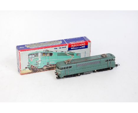 Hornby/Acho, 638 Bo-Bo SNCF green livery, type 160 Overhead Electric Loco No.BB 16009, missing one pantograph and buffer, in 