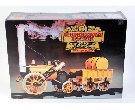 Hornby Railways 3.5 inch gauge Stephenson's Rocket set, comprising of Stephenson's Rocket locomotive, with tender, track, ins
