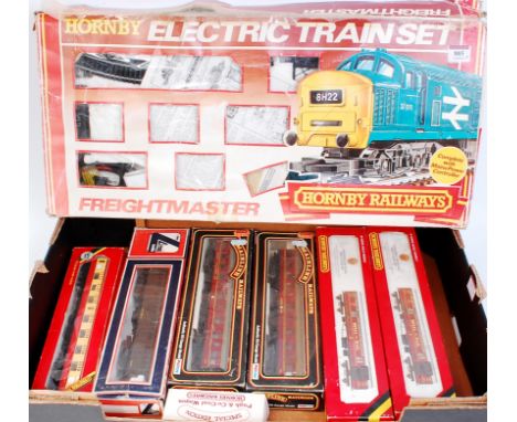 6 coaches, including 2 TPO, and a Pugh & Co wagon by Hornby, Mainline and Lima (G-BFG) and a Hornby R578 train set in poor bo