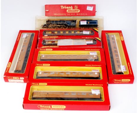 Triang Hornby BR blue class A3 engine and tender 'Prince Palatine' in box inner only (G-BD) together with 3 R745 and 2 R746 T
