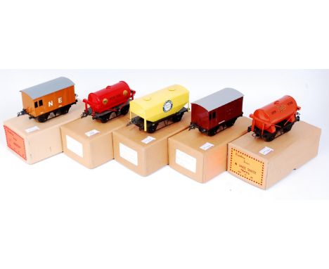 5 Directory Series 0 gauge tinplate wagons, all with autocouplers, 'Shell' tender, 'Pratts' tender, NE horsebox, LMS horsebox