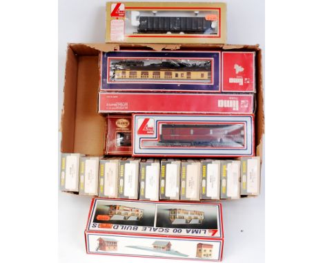 10 Wrenn wagons some duplication (G-BG), 6 Lima wagons and coaches (G-BFG) and a 600069 building kit (G-BG)