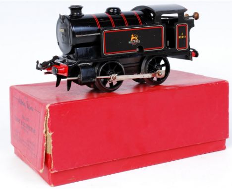 A Hornby No. 40 BR lined black tank engine with key, a few small scratches (G-BG)