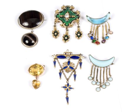 A group of six pendant brooches to include a gem set yellow metal mounted example, a blue and white enamelled example, a sphi