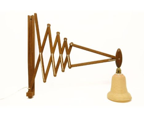 Kaare Klint 1969, concertina lamp