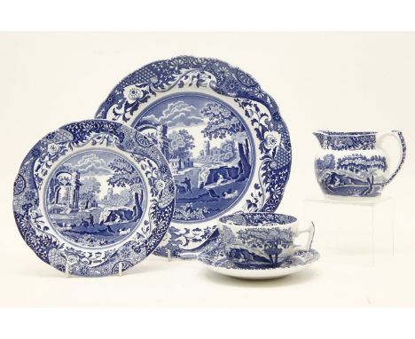 A quantity of Spode Italian pattern dinner and teawares