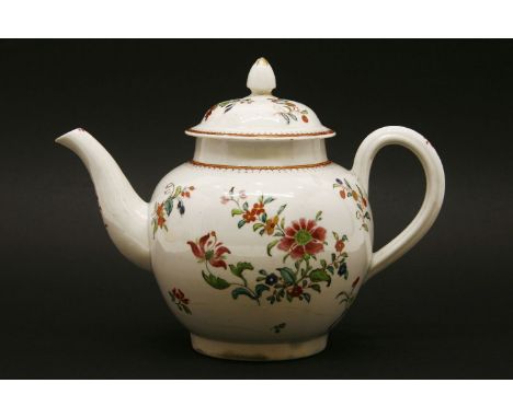 An English 18th century porcelain teapot and cover, possibly (Worcester?), 18cm high (damages)