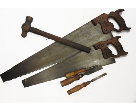 A quantity of vintage woodworking tools, to include saws, planes, chisels, etc.