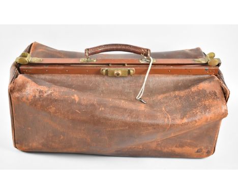 A Vintage Gladstone Bag, 54cms Wide 