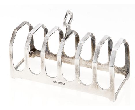 A George V silver seven hoop toast rack, 11cm l, by Viners Ltd, Sheffield 1933, 2ozs 6dwts  Good condition