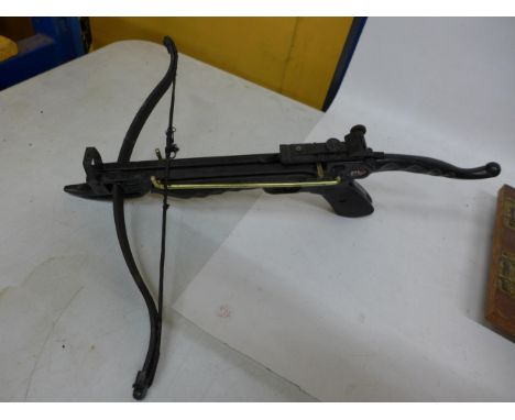 A PL HAND HELD CROSSBOW, LENGTH 50CM 