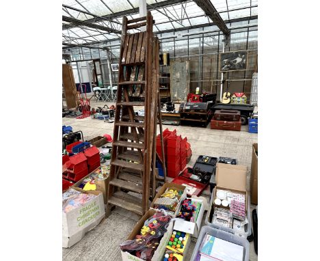 THREE VARIOUS VINTAGE WOODEN STEP LADDERS 