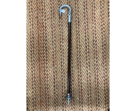 A VINTAGE SHOOTING STICK 