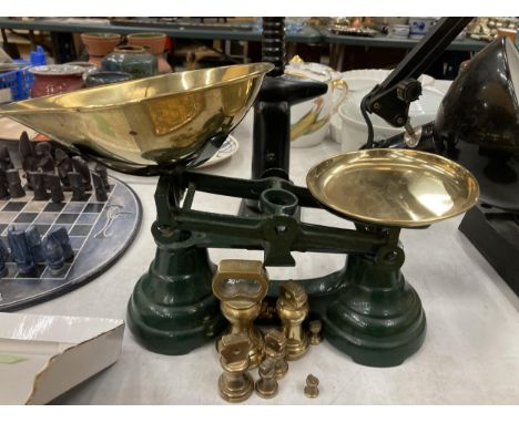 A SET OF VINTAGE GREEN PAINTED LIBRA WEIGHING SCALES WITH BRASS WEIGHTS 