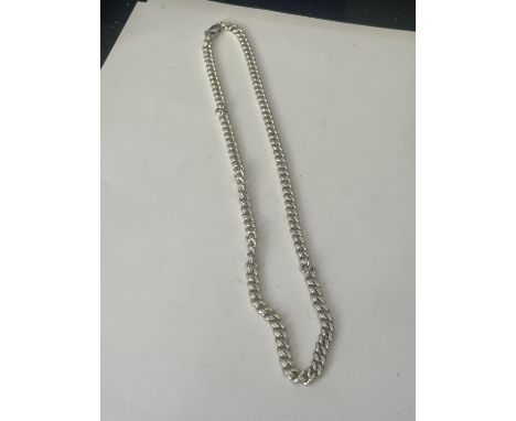 A 20" SILVER NECK CHAIN 
