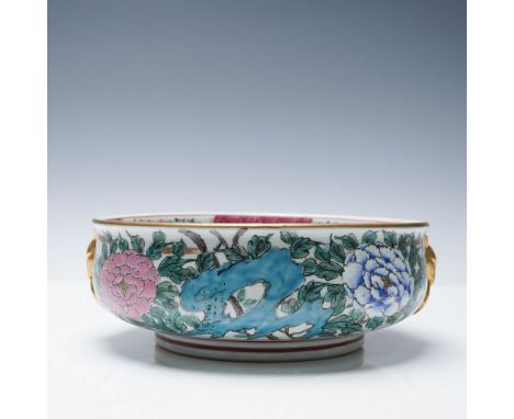 Chinese famille rose porcelain basin featuring floral and auspicious motif decoration, including a central medallion with a v