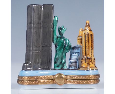 Limited edition hand-painted Limoges porcelain treasure box by Sinclair, France, featuring a tribute to the New York City sky