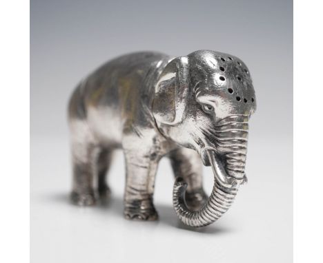 Finely crafted figural elephant spice shaker in 800 silver, featuring a detachable head with pierced top and detailed trunk a
