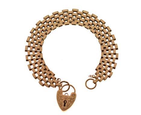 9ct gold gate link bracelet with heart-shaped padlock, 19.5cm long approx, 19g approx