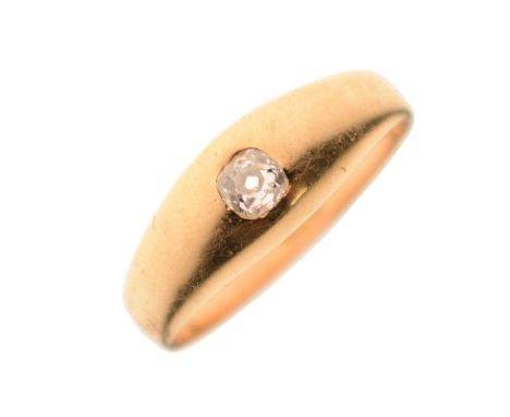 Cushion-cut diamond 18ct gold ring, size O, stamped '18ct', 3.3g gross approx