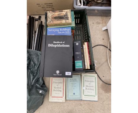 AN ASSORTMENT OF ARCHITECTS AND SURVEYORS BOOKS TO INCLUDE PRINCIPLES OF MODERN BUILDING AND THE SURVEYOR IN COURT ETC 