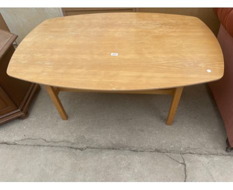 A MODERN BEECH COFFEE TABLE ON BENTWOOD BASE WITH GLASS UNDER SHELF 