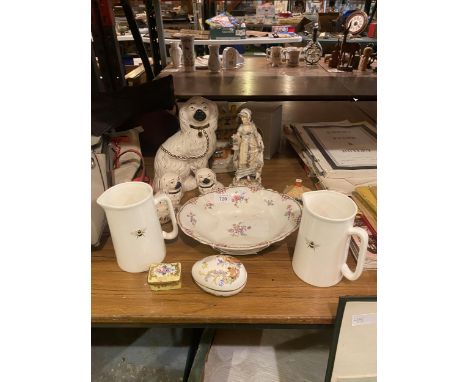 A COLLECTION OF CERAMICS TO INCLUDE STAFFORDSHIRE STYLE DOGS AND FIGURES, A LIMOGES BOWL, BEE JUG ETC 