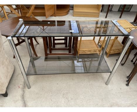 A MODERN TWO TIER CONSOLE TABLE WITH GLASS SHELVES, 41" WIDE 