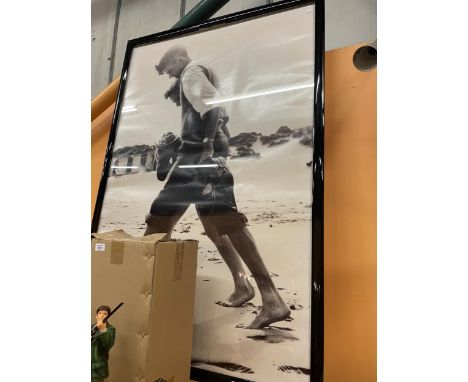 A VERY LARGE KODAK BLACK AND WHITE FRAMED 1940'S/1950'S PRINT OF TWO BOYS ON THE BEACH 156CM X 106CM 