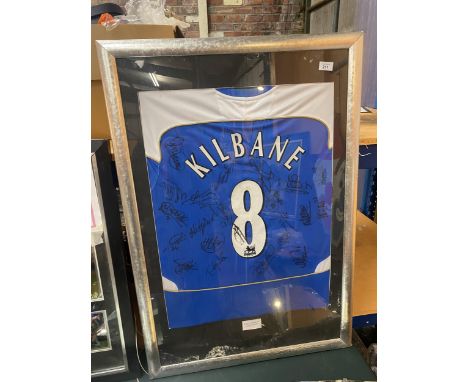 LARGE FRAMED WIGAN ATHLETIC FOOTBALL SHIRT SEASON 2006/07 SIGNED BY THE FULL TEAM 