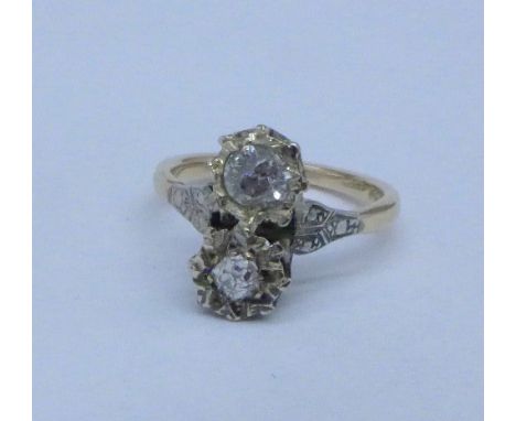 An 18ct gold and diamond ring, 3.5g, K