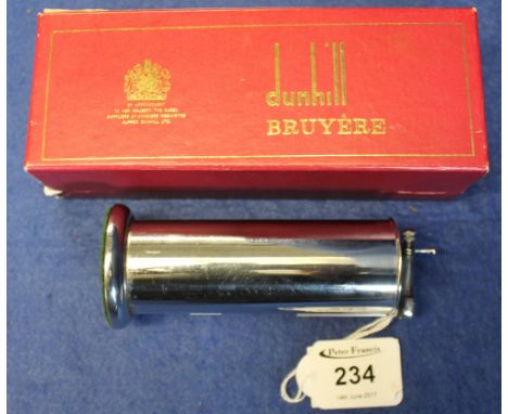 Table lighter marked: Parker Roller Beacon, pat. no. 466087, in Dunhill Bruyere box.(B.P. 24% incl. VAT)