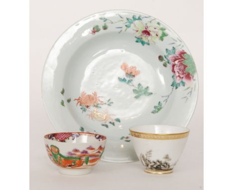 A late 18th to early 19th Century shallow bowl decorated with two crabs, flowers and foliage, unmarked, diameter 23.5cm, toge