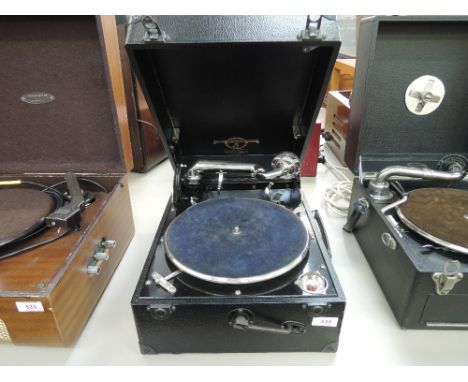 A vintage 'Columbia No 2' gramophone (sold as untested collectors item)