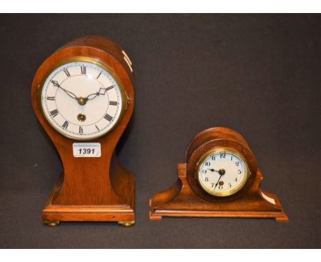 A balloon mantel clock; another smaller (2) 