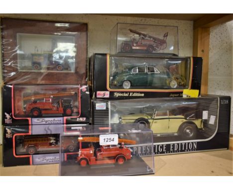 Model Cars - an Anson Prestige Edition 1/18 scale model 1932 Maybach DS8 Zeppelin, boxed; a Maisto Jaguar Mark II 1959 1/18 s