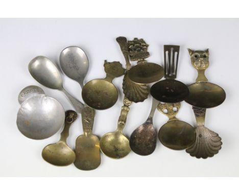 Collection of tea caddy spoons, to include: Cadbury, Munton's Pure Teas, Kin-Gama Digestive Tea and Chatham Navy Week commemo