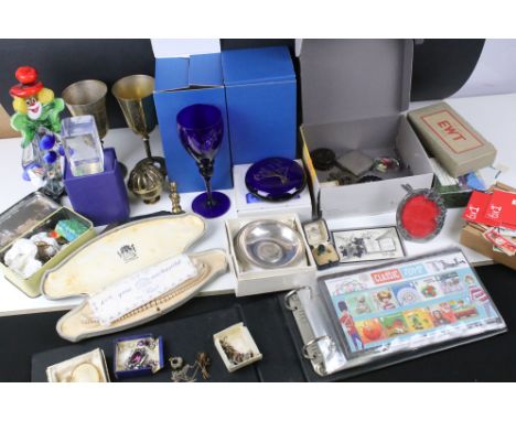 Selection of collectables to include Murano glass clown, pair of Bristol Blue glass wine glasses and Clifton Suspension bridg