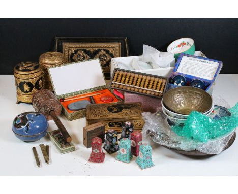 Collection of mixed oriental collectables to include 2 x Chinese ceramic soup bowls, boxed set of five rice bowls, boxed Chin