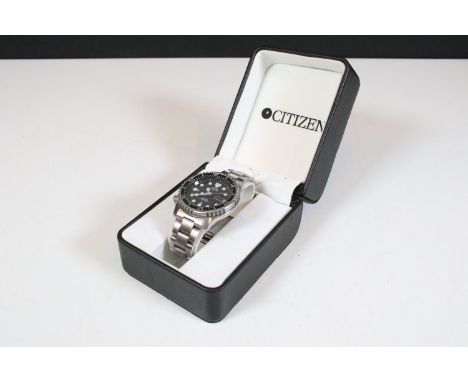 A gents Citizen automatic divers watch, complete with box and paperwork.