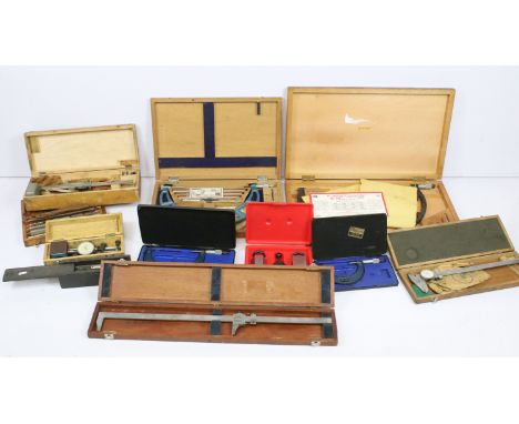 Collection of 20th century vintage engineering items to include gauge blocks, Baty dial indicator, Moore and Wright micromete