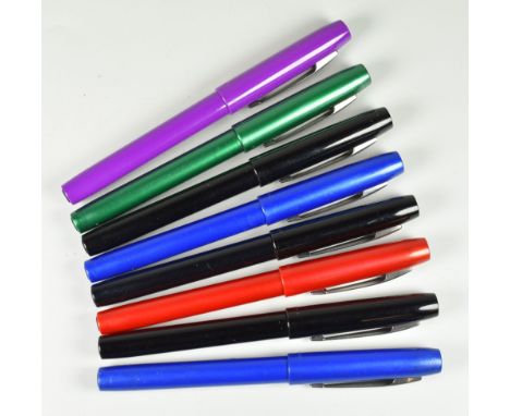 SEVEN MODERN PARKER REFLEX FOUNTAIN PENS all with steel nibs, one purple, one green, two blue, three black and also one red R