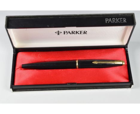 VINTAGE BLACK PARKER 45 DELUXE FOUNTAIN PEN, in original box with instructions