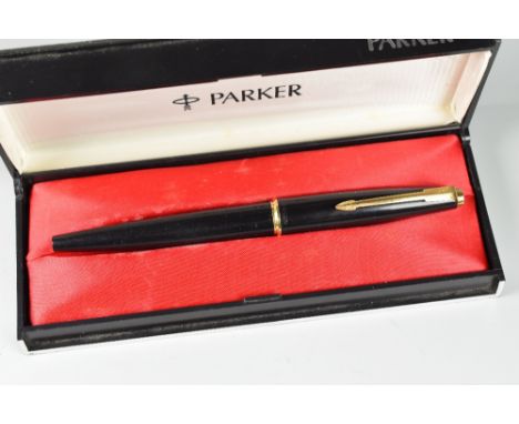 VINTAGE BLACK PARKER 45 DELUXE FOUNTAIN PEN, in original box with instructions