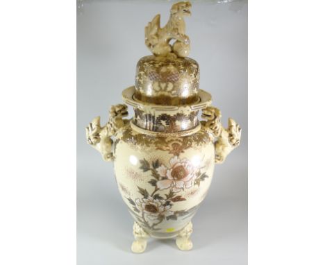 LARGE JAPANESE SATSUMA WARE FLORAL VASE &amp; COVER overall decorated with samurai warriors &amp; floral designs, with lion d