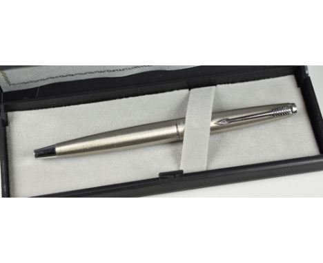 VINTAGE STAINLESS STEEL PARKER 45 FLIGHTER FOUNTAIN PEN with silver tail cap, steel nib &amp; chrome trim, boxed